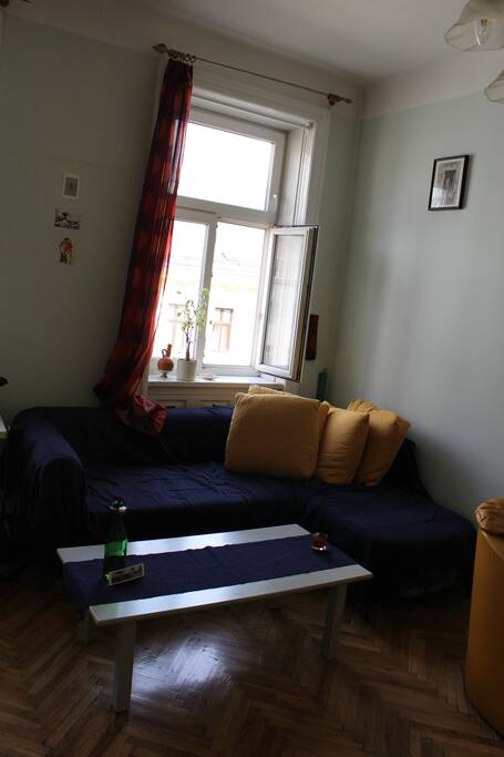 Extendable sofa bed