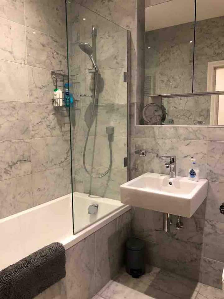 Top 10 Best Airbnb Vacation Rentals In Altrincham, UK Updated 2024 Trip101