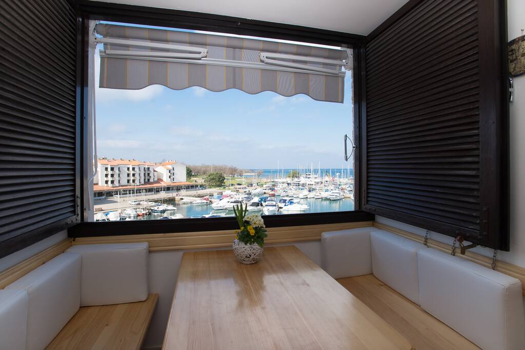 Loggia - picture number 1