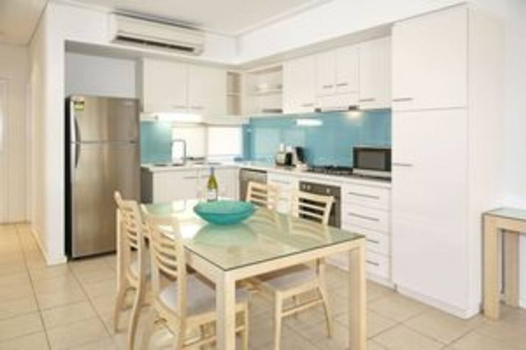 Full kitchen facilties