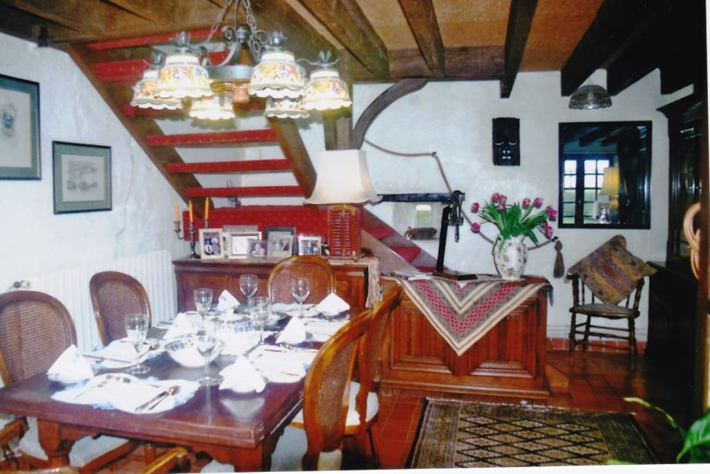 B & B Breakfast Room