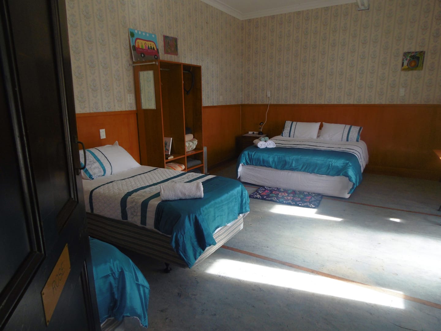 Fareham - Tōtara: Large,  With Balcony Views 3