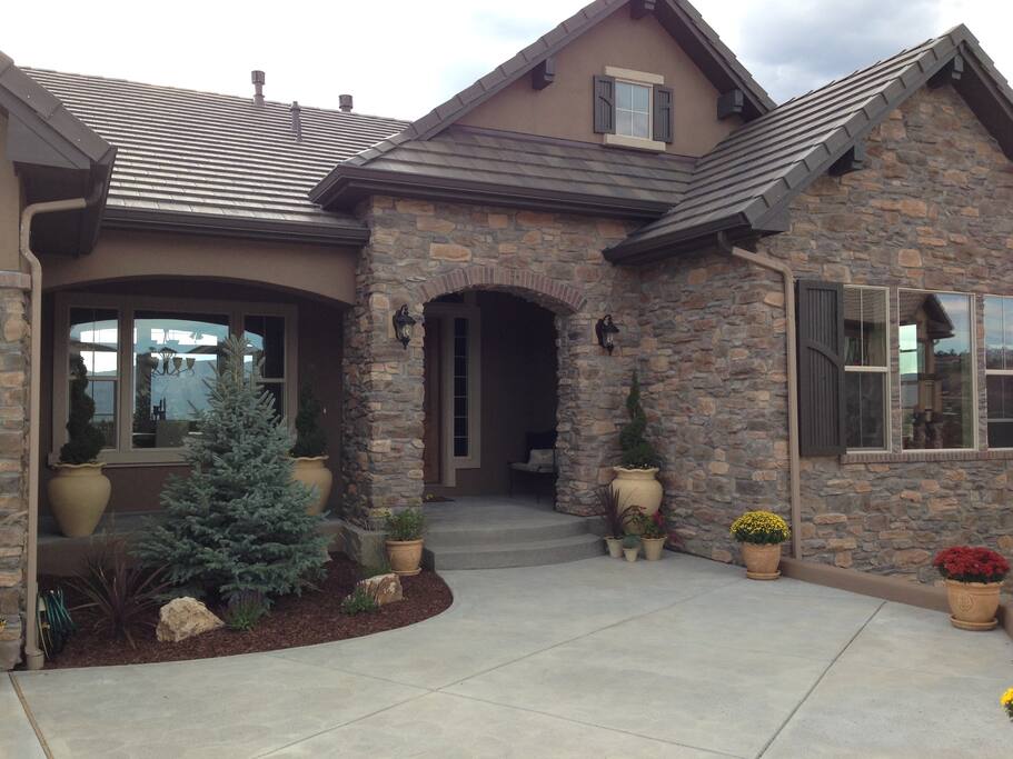 Inviting front entrance