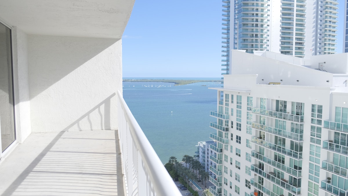 Brickell Bay View | Free Parking | Pool & Gym - Condominiums for Rent ...