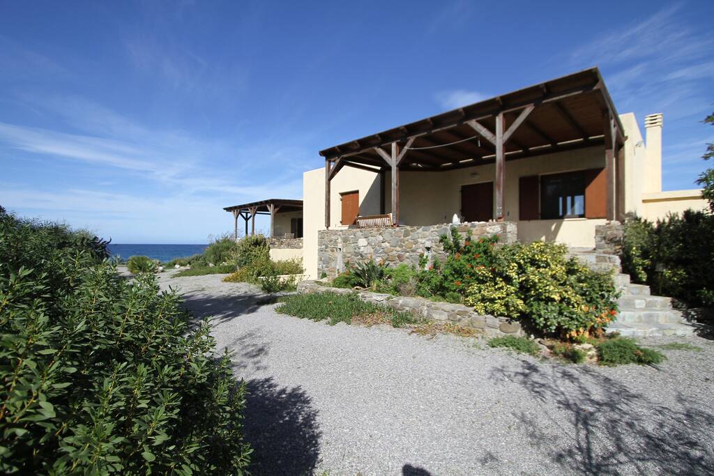 Terrace with sea views