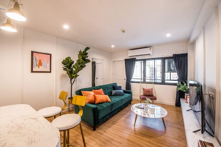 T5 ☆2 BD En Suite w/private garden☆ (3 Queen)