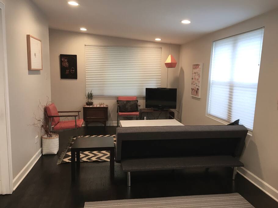 Cute, cozy + clean living room.