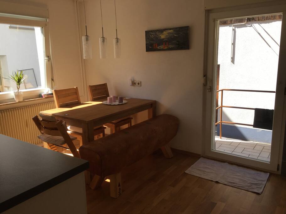 Küche mit Ausgang zur Terrasse, Kinderstuhl optional
