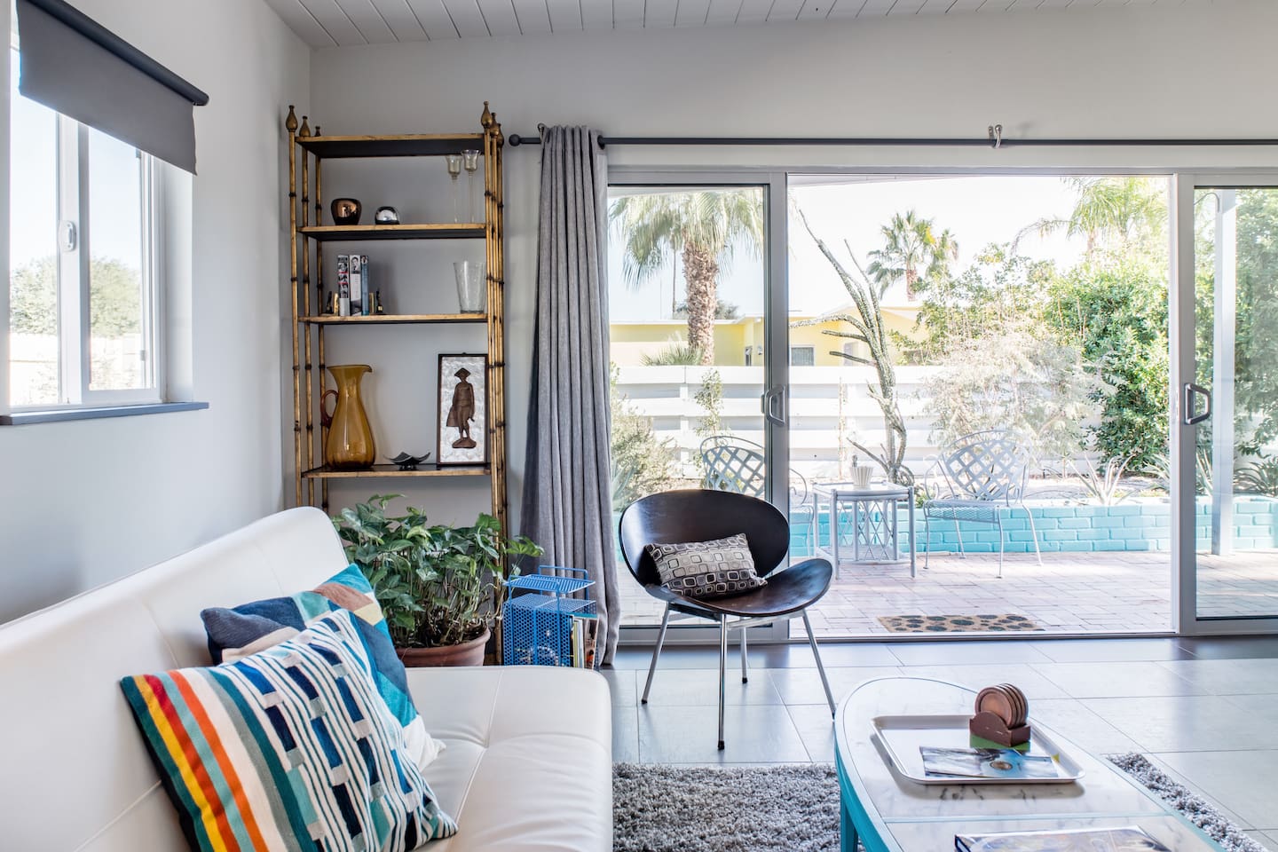 Wow! This is a truly dreamy Palm Springs Airbnb. You have to see the pictures!