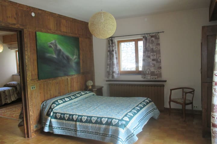 Dhomë gjumi 1