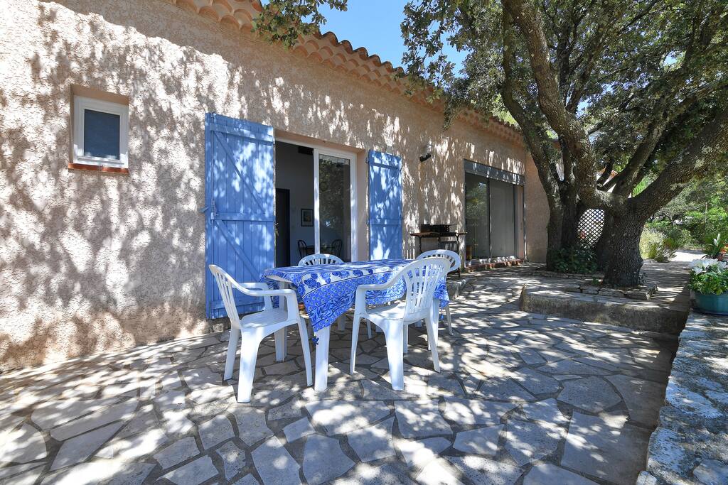 Terrasse/Terrace.