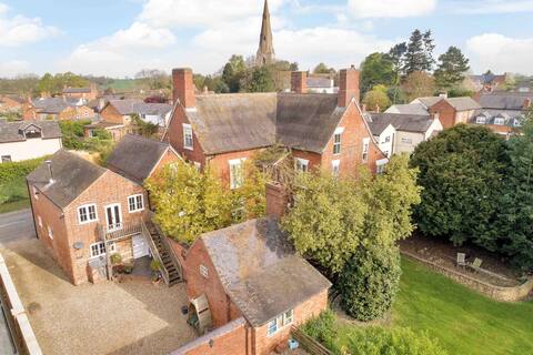 Country house, sleeps 18.