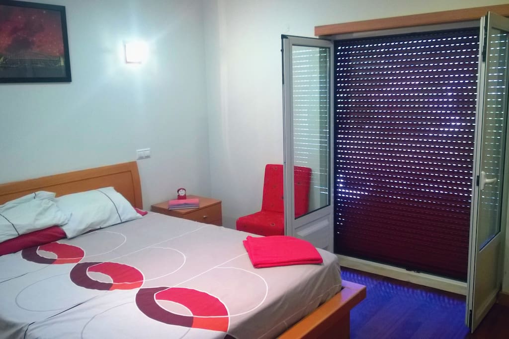 O Quarto Vermelho / The Red Room (3)