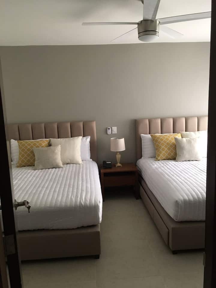 Главна спална соба