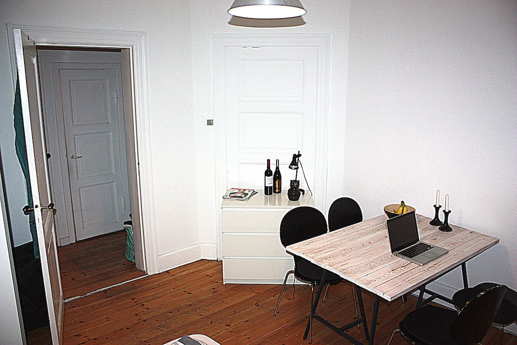 Room 1