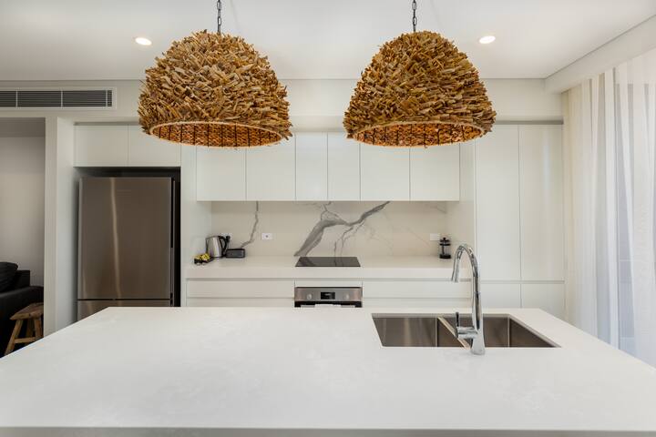 Suite 11, Penthouse | Astina Suites Forster gallery image 4