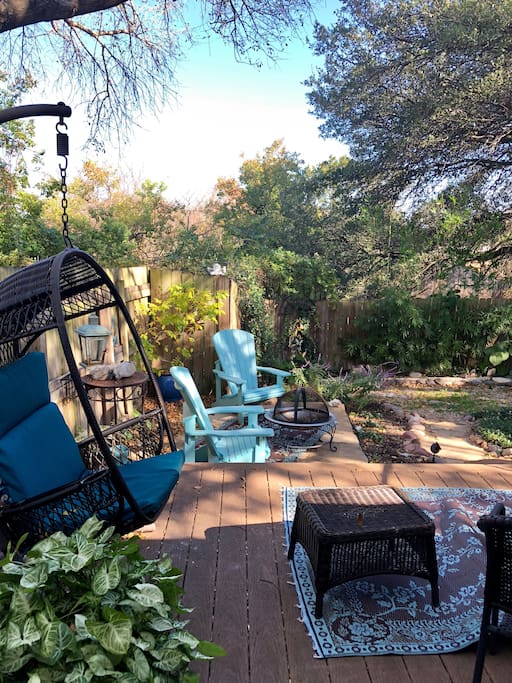 Tranquil Garden area with Hot Tub