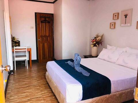Langgings 2 Bedroom Apartment - Isaac Unit