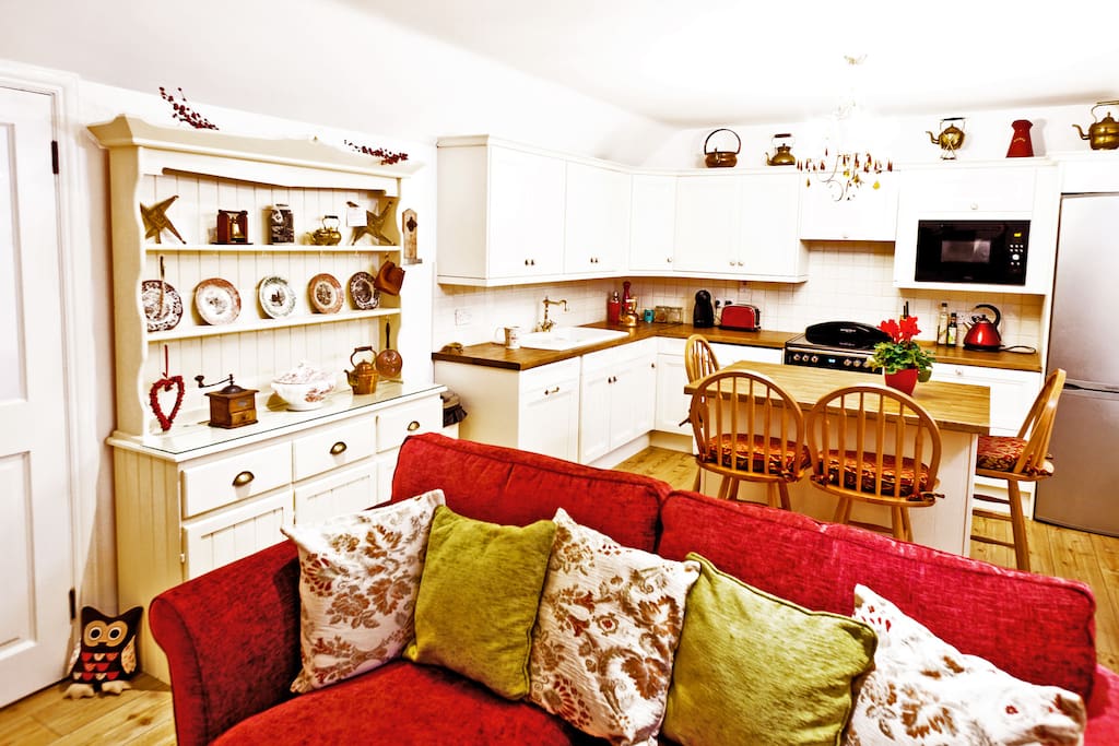 Beautiful Traditional Irish Cottage Houses for Rent in Baltray, Louth