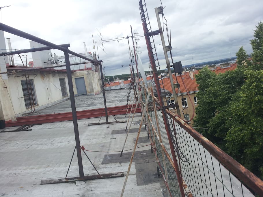 Access to the roof