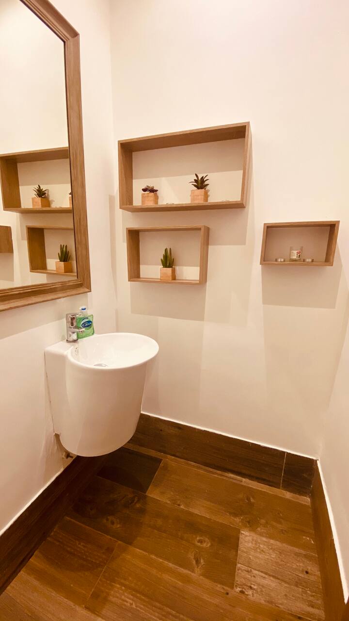 Luxury 2 Bedroom Apartment photo 11