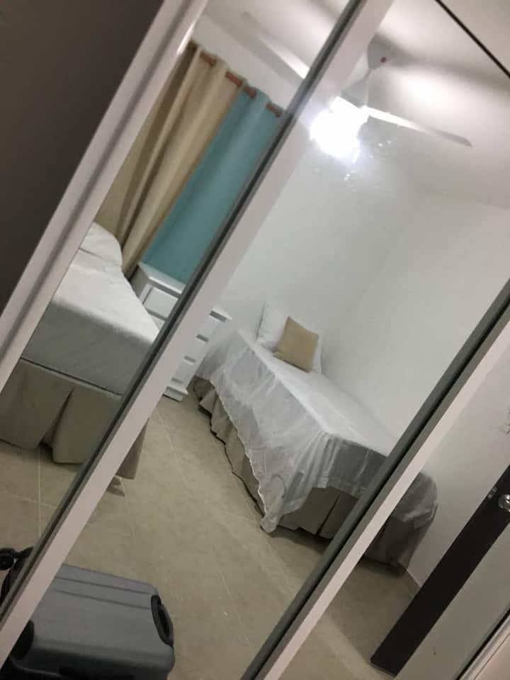 Კარადა სარკეები