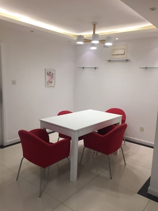 10 sqm dinning room / 10平米餐厅