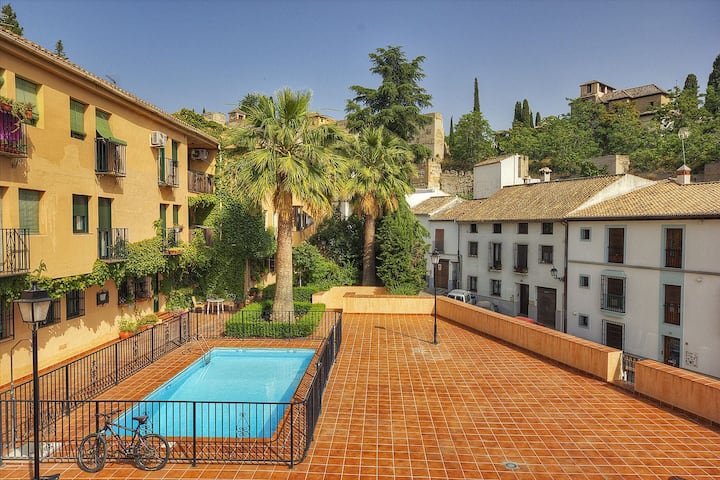 Fab Design Albaicin Serenity with Pool