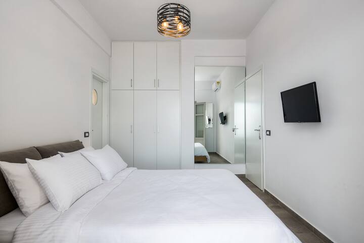 Assyrtiko Villa, heated pool SeaView Theano Suites gallery image 5