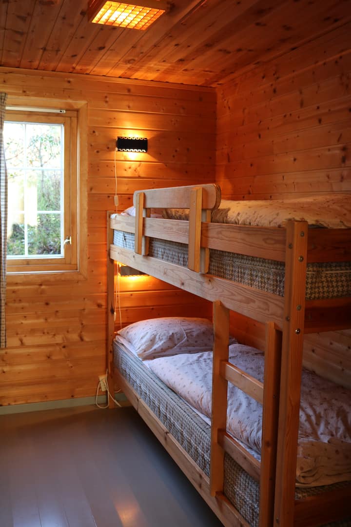 Slaapkamer, stapelbed 2x75 cm