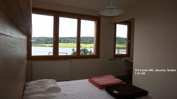 CH  2  R+1  cama  140  con ducha completa