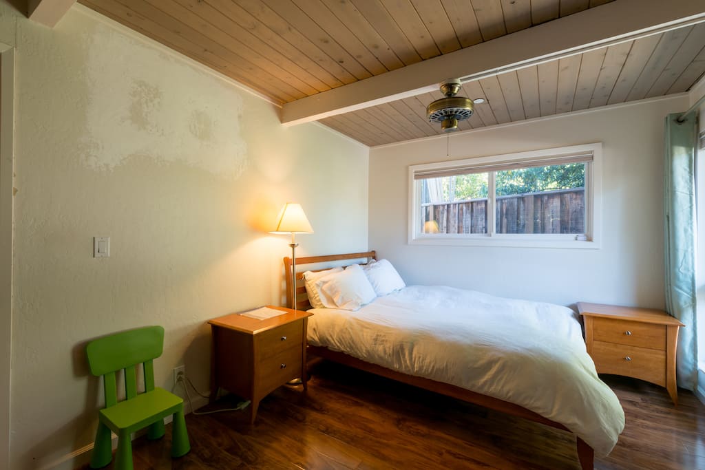 large queen bedroom