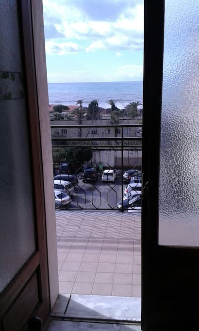 Vista mare dal terrazzo
