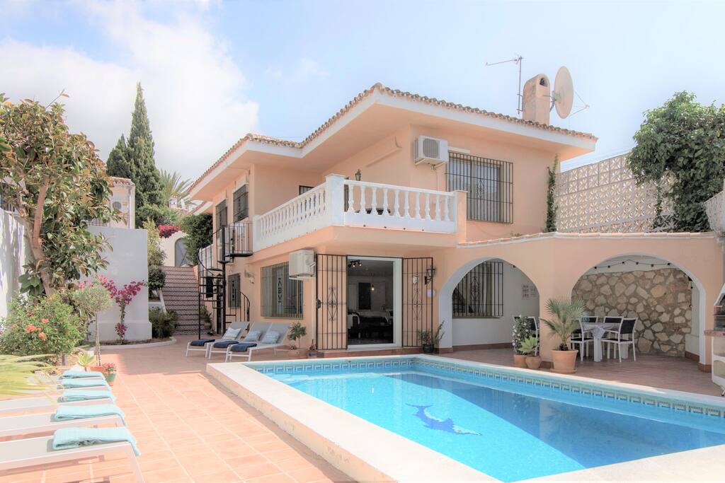 Villa and pool area