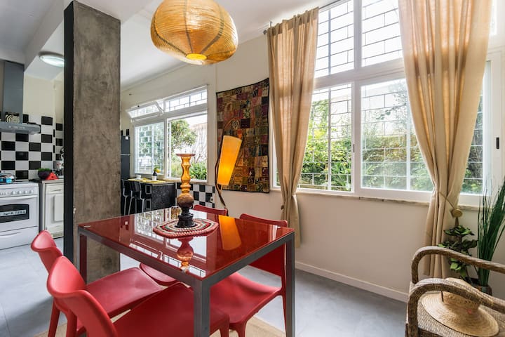 Estoril Charming and cosy apartment