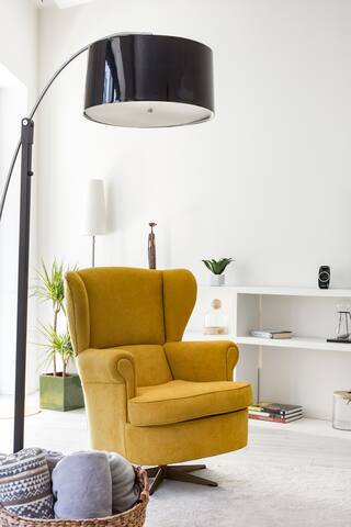 Retreat to a Stylish Concept House in Porto Center gallery image 5