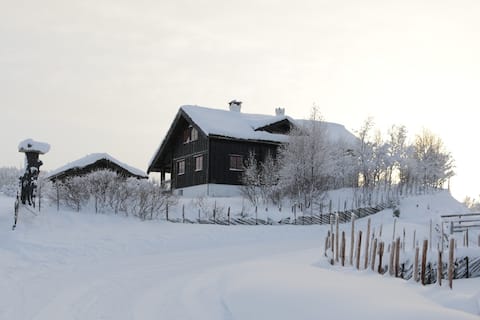 Top Airbnb: Gålå Seter - large cabin with amazing views in Sør Fron