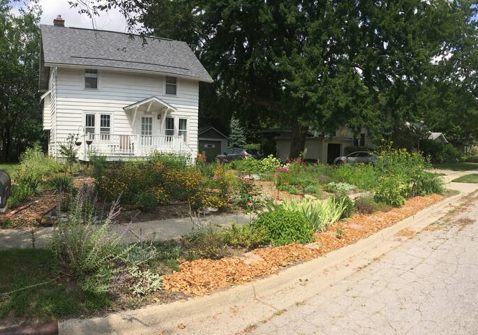 Cozy Room in 1920 Farmhouse