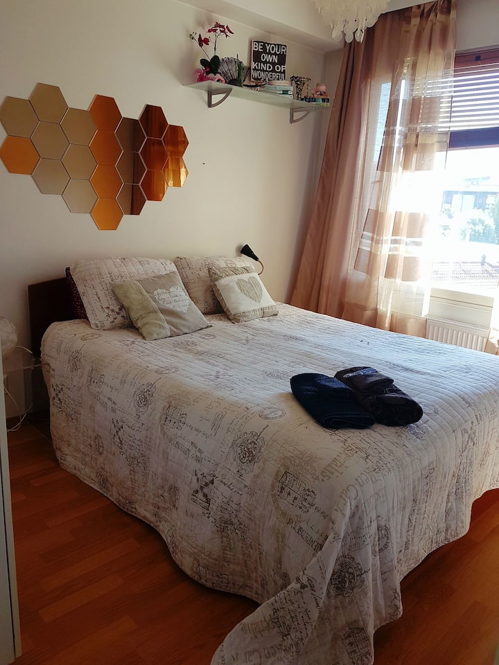 спална соба 160×200 кревет.