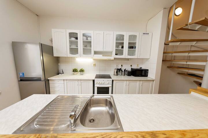 Loft Apartment Na Kozacce left gallery image 3