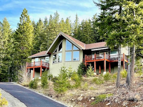 Families, Private, Views, Hot Tub, Pickball, WiFi