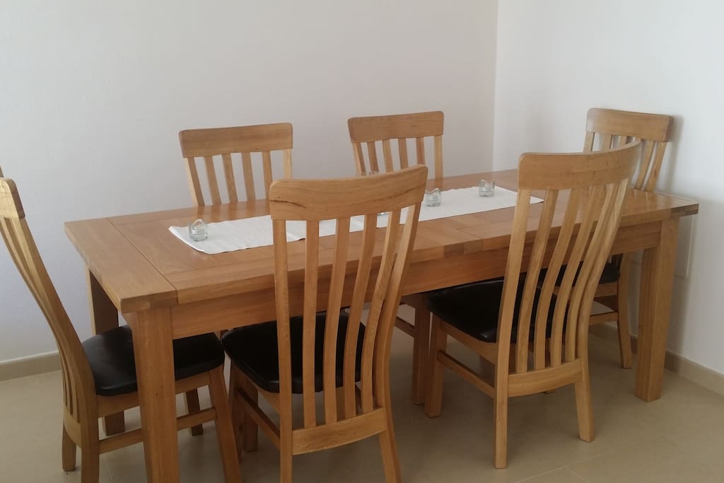 Dining area for 6. table can extend for 8