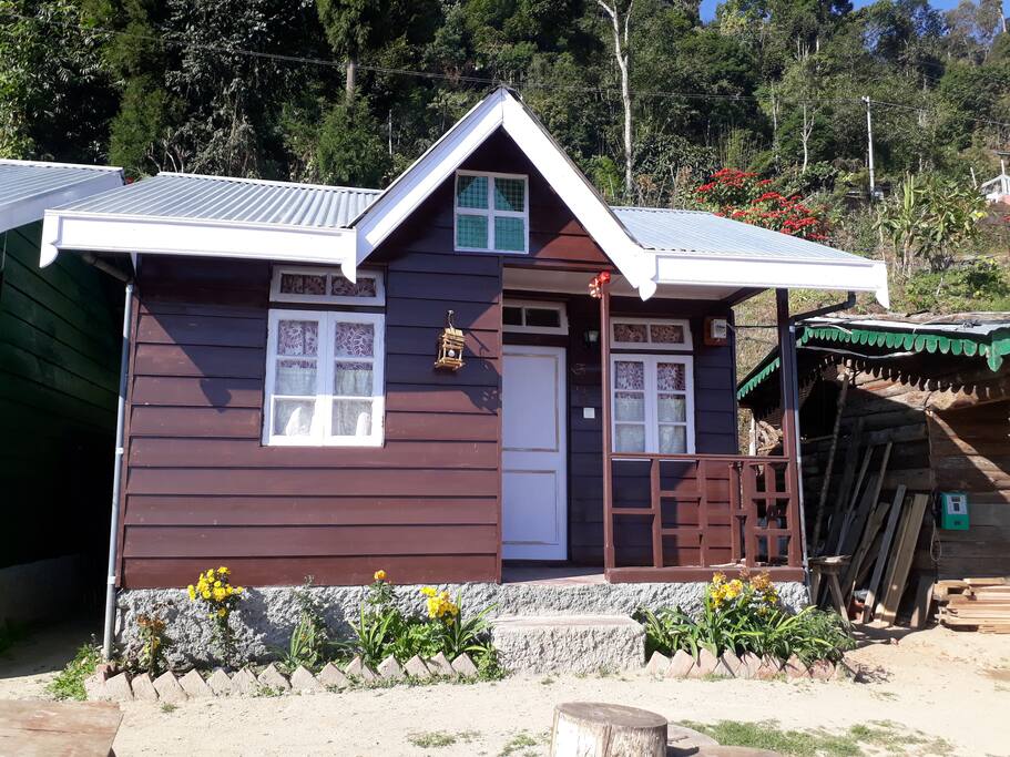 Single Cottage.