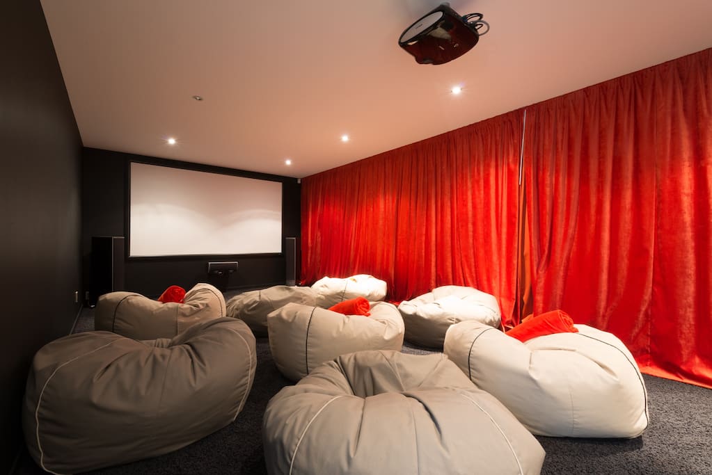 Bottom level cinema