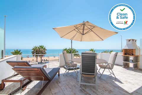 T2 Sea front Quarteira Algarve. 30 m2 terrace