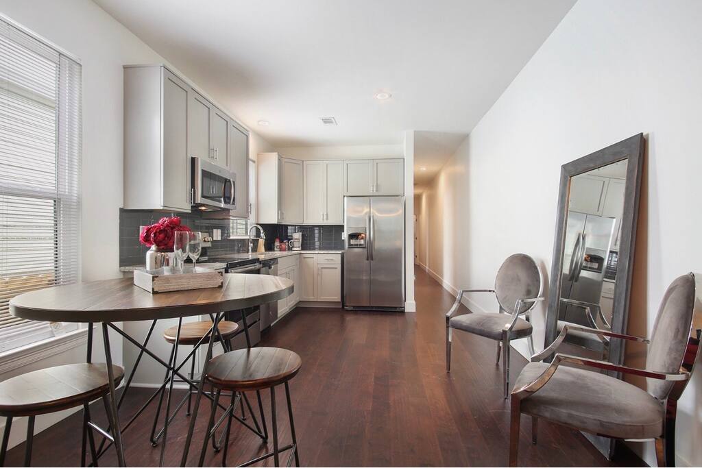 Dining Area/Ideal for Entertaining