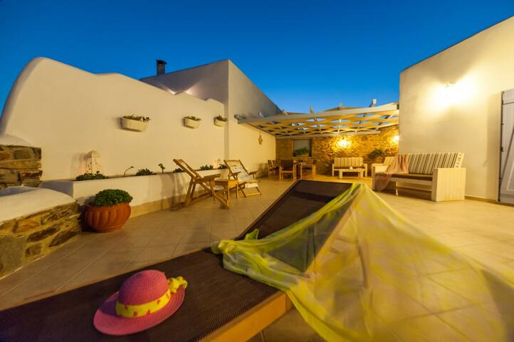 Crystal Villa 3, near Golden Beach gallery image 2