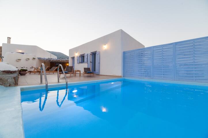 Crystal Villa 3, near Golden Beach gallery image 4