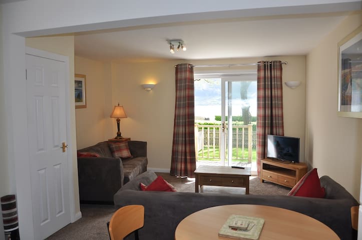 10 Ardrhu cottage. Onich