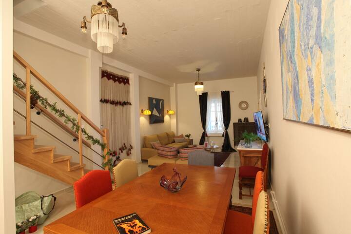 Athenian Niche in Plaka | Athenian Homes gallery image 4